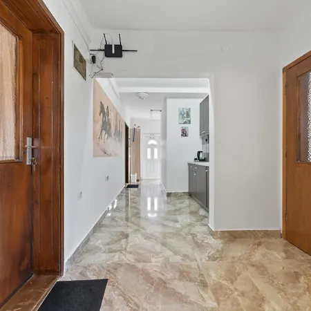 Pensión Gm-sobe-pale Near Jahorina & Sarajevo, Private Parking