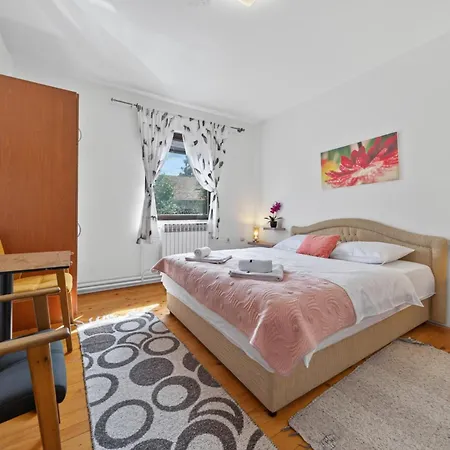 Pensión Gm-sobe-pale Near Jahorina & Sarajevo, Private Parking 4*