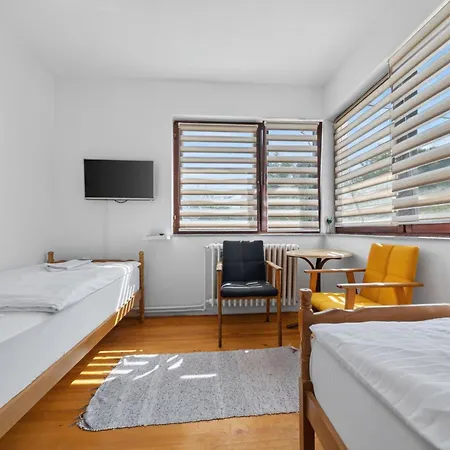 Pensión Gm-sobe-pale Near Jahorina & Sarajevo, Private Parking Pale