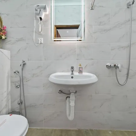 Gm-sobe-pale Near Jahorina & Sarajevo, Private Parking