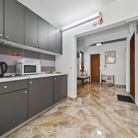 Pensión Gm-sobe-pale Near Jahorina & Sarajevo, Private Parking